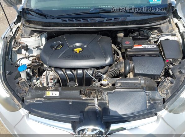 5NPDH4AE9GH722415 2016 HYUNDAI ELANTRA Silver 