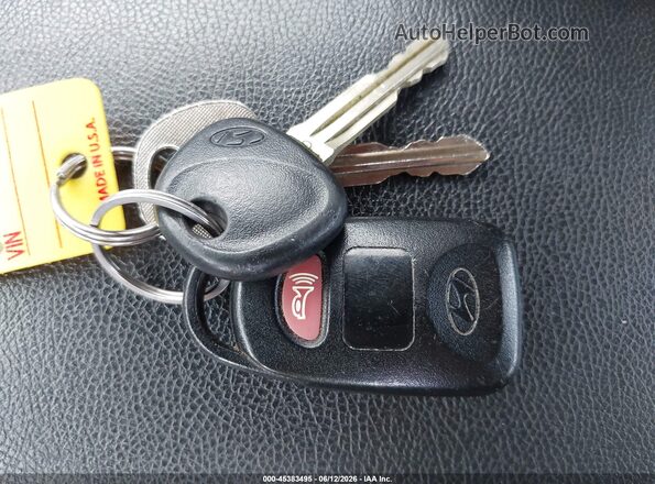 5NPDH4AE9GH722415 2016 HYUNDAI ELANTRA Silver 