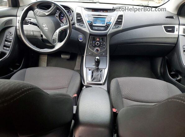 5NPDH4AE9GH739389 2016 HYUNDAI ELANTRA Blue Dashboard view