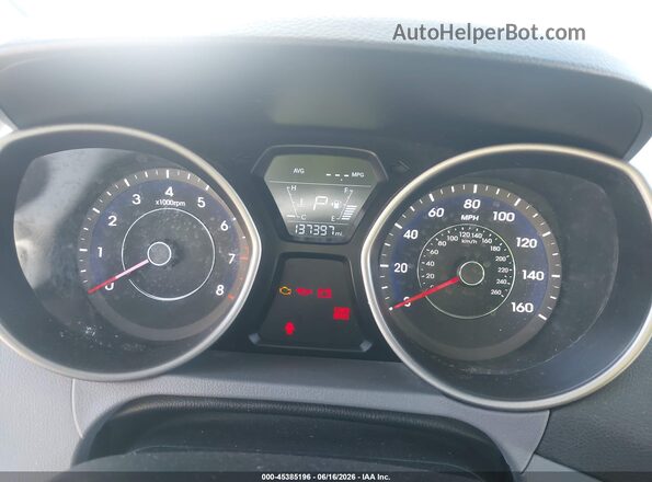 5NPDH4AE9GH764034 2016 HYUNDAI ELANTRA Black 