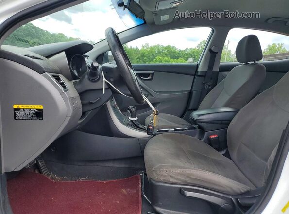 5NPDH4AEXGH665111 2016 HYUNDAI ELANTRA White Սալոնի դիմացի տեսք
