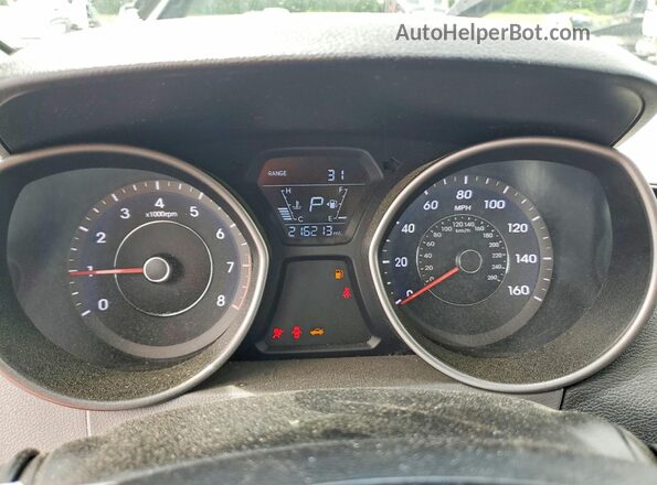 5NPDH4AEXGH665111 2016 HYUNDAI ELANTRA White Սարքավորումների վահանակի տեսք