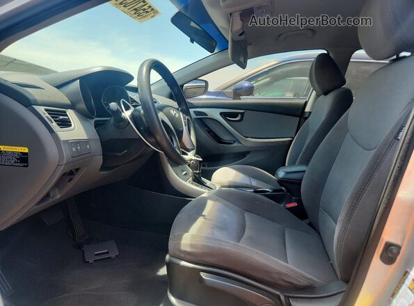 5NPDH4AEXGH716588 2016 HYUNDAI ELANTRA Silver Вид салону спереду