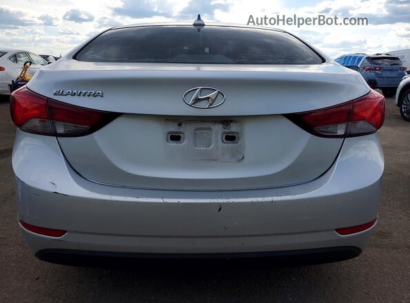 5NPDH4AEXGH716588 2016 HYUNDAI ELANTRA Silver Вид ззаду