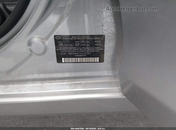 5NPDH4AEXGH742351 2016 HYUNDAI ELANTRA Green ძრავის განყოფილების ხედი