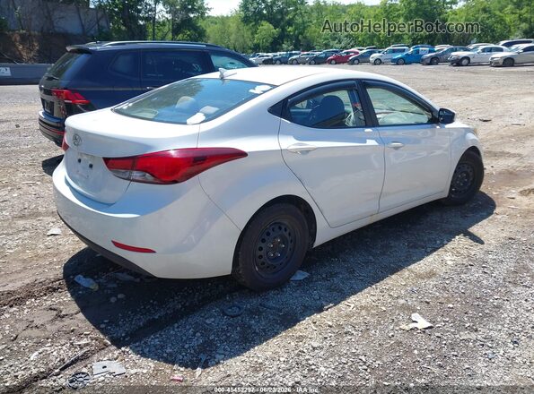 5NPDH4AEXGH746528 2016 HYUNDAI ELANTRA White Rear right