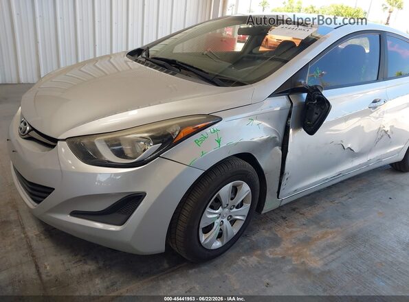 5NPDH4AEXGH748411 2016 HYUNDAI ELANTRA Silver Widok z przodu