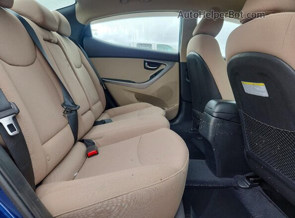 5NPDH4AEXGH782672 2016 HYUNDAI ELANTRA Blue Rear seats view