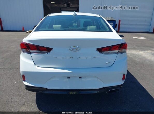 5NPE24AA8KH775280 2019 HYUNDAI SONATA White 