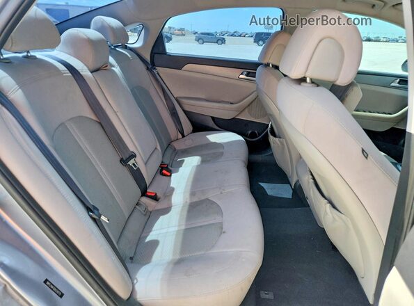 5NPE24AF0GH370775 2016 HYUNDAI SONATA Gray Widok tylnych siedzeń