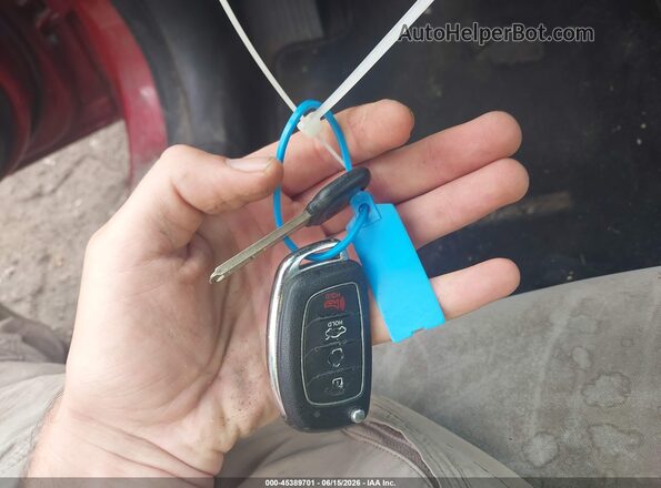 5NPE24AF0HH451857 2017 HYUNDAI SONATA Red წინა პანელის ხედი