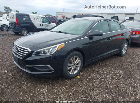 5NPE24AF0HH504315 2017 HYUNDAI SONATA Black Передня ліва чверть