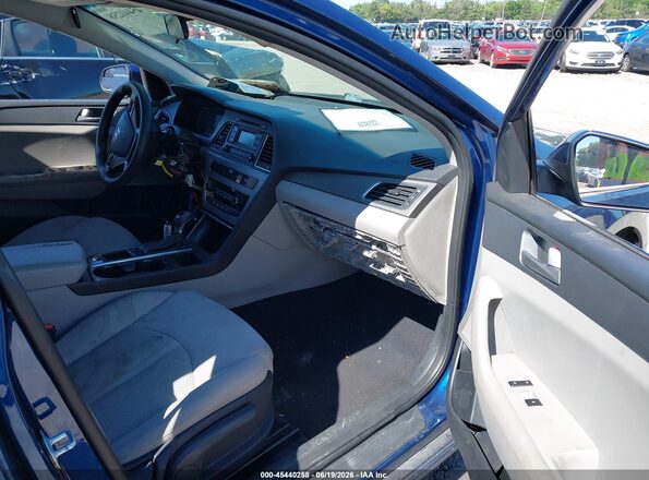 5NPE24AF0HH511345 2017 HYUNDAI SONATA Blue Vista interior delantera