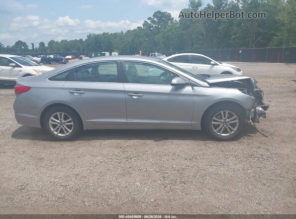 5NPE24AF0HH530428 2017 HYUNDAI SONATA Серебряный Панорамный вид салона 360°