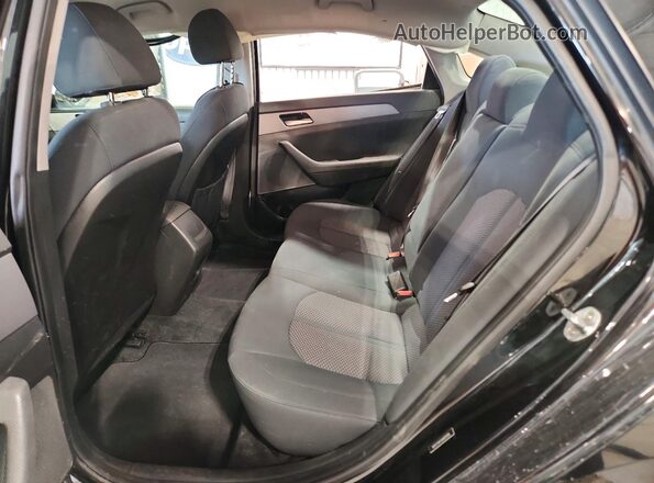 5NPE24AF0JH605456 2018 HYUNDAI SONATA Black Widok tylnych siedzeń