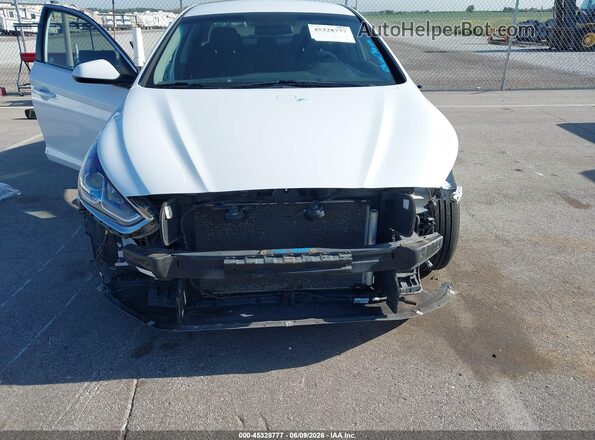 5NPE24AF0KH754824 2019 HYUNDAI SONATA White Widok z przodu