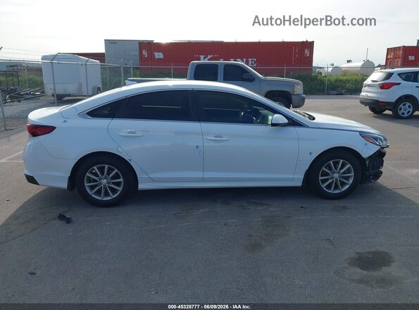 5NPE24AF0KH754824 2019 HYUNDAI SONATA White Widok wnętrza 360 stopni