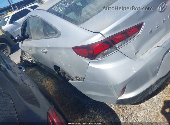 5NPE24AF1JH599425 2018 HYUNDAI SONATA Silver Trasero izquierdo