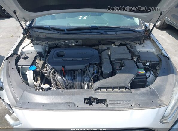 5NPE24AF1JH599425 2018 HYUNDAI SONATA Silver Vista trasera
