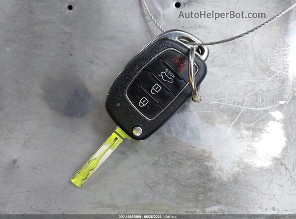5NPE24AF1JH613808 2018 HYUNDAI SONATA Gray Dashboard view