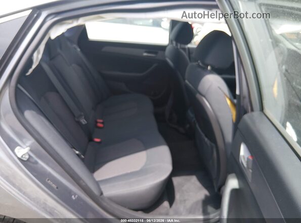 5NPE24AF1JH683325 2018 HYUNDAI SONATA Gray Widok naklejki z numerem VIN
