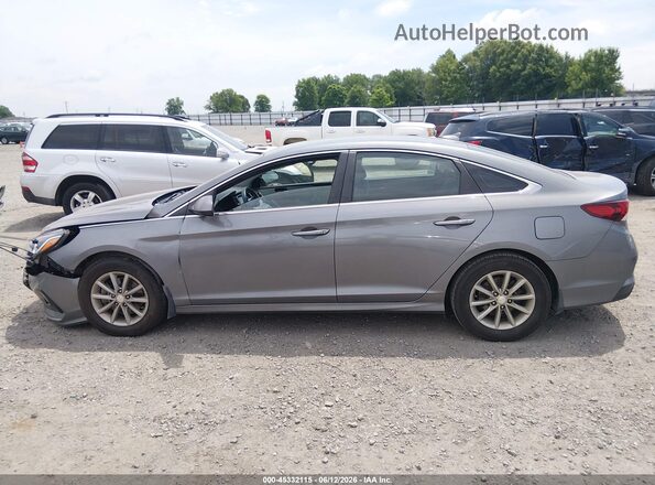 5NPE24AF1JH683325 2018 HYUNDAI SONATA Gray Widok wnętrza 360 stopni