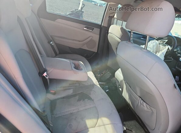 5NPE24AF1KH736509 2019 HYUNDAI SONATA Silver Vista de los asientos traseros