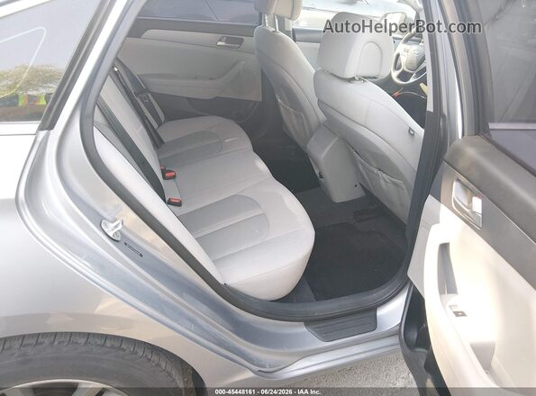 5NPE24AF2HH482981 2017 HYUNDAI SONATA Silver VIN კოდის სტიკერის ხედი