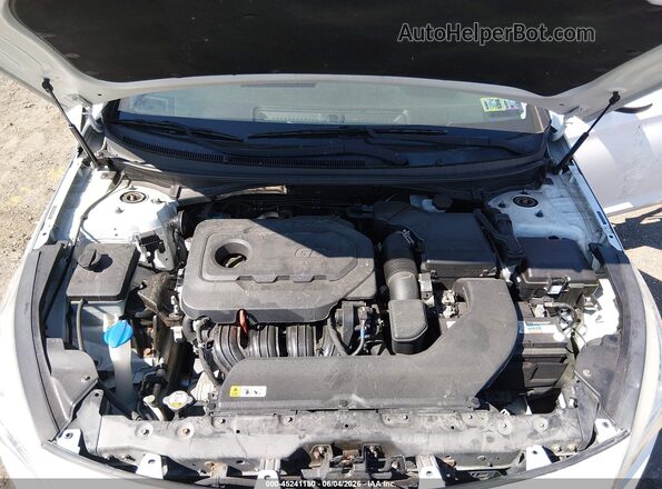 5NPE24AF2HH493494 2017 HYUNDAI SONATA White Հետևի տեսք