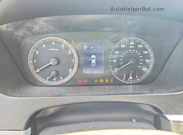 5NPE24AF2HH493771 2017 HYUNDAI SONATA Silver Instrument cluster view