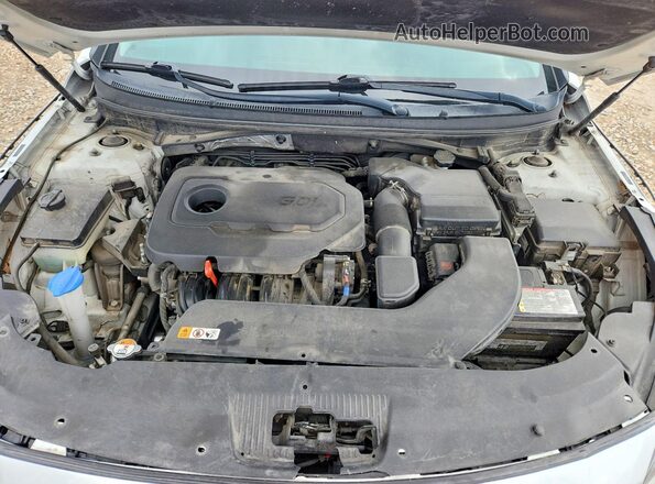 5NPE24AF2HH586290 2017 HYUNDAI SONATA White Vista interior trasera