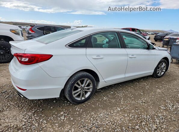 5NPE24AF2HH586290 2017 HYUNDAI SONATA White Trasero derecho