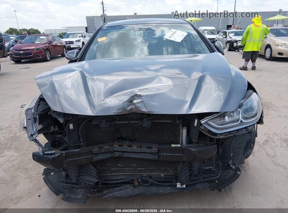 5NPE24AF2JH720141 2018 HYUNDAI SONATA Silver Սալոնի հետևի տեսք