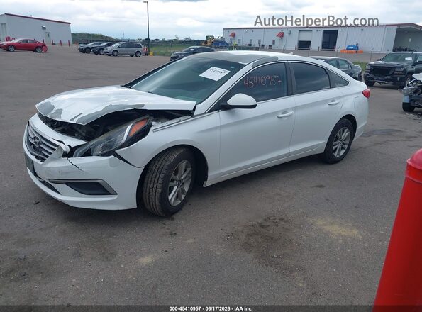 5NPE24AF3GH355350 2016 HYUNDAI SONATA White წინა მარცხენა ხედი სამი მეოთხედიდან