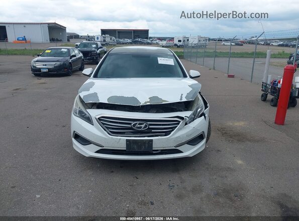 5NPE24AF3GH355350 2016 HYUNDAI SONATA White უკანა სალონის ხედი