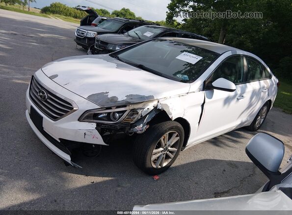 5NPE24AF3GH399428 2016 HYUNDAI SONATA White წინა მარცხენა ხედი სამი მეოთხედიდან