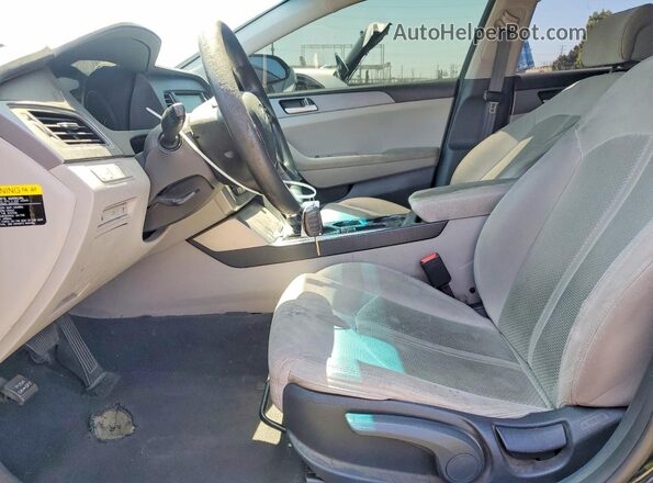 5NPE24AF3HH580658 2017 HYUNDAI SONATA Black 