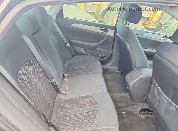 5NPE24AF3JH721587 2018 HYUNDAI SONATA Black Rear seats view