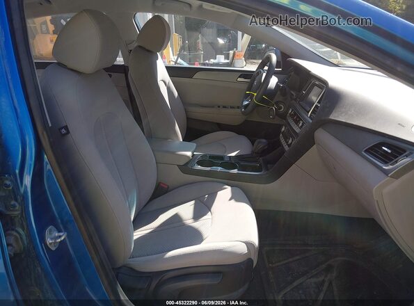5NPE24AF3KH733501 2019 HYUNDAI SONATA Синий Вид салона спереди