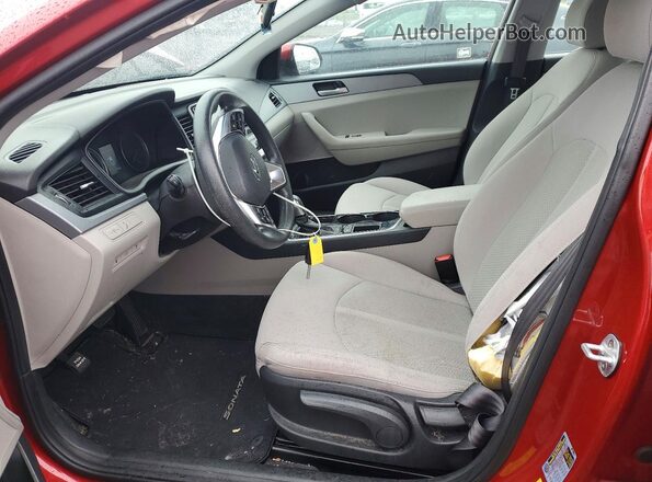 5NPE24AF3KH780656 2019 HYUNDAI SONATA Red Front interior view
