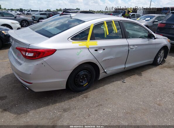 5NPE24AF4GH403857 2016 HYUNDAI SONATA Серебряный Задняя правая четверть