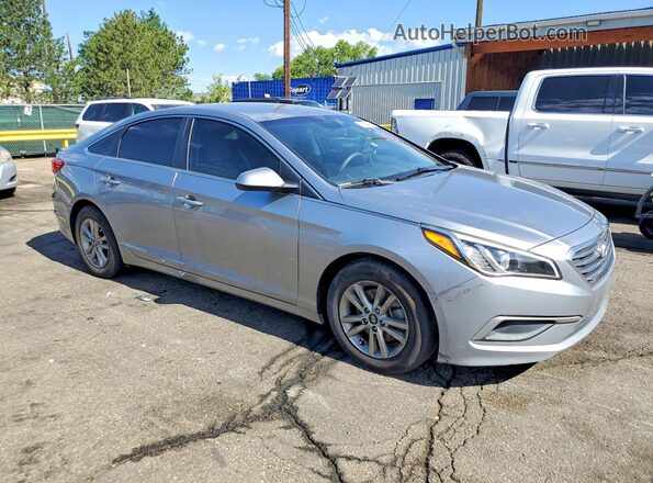 5NPE24AF4HH457001 2017 HYUNDAI SONATA Серебряный Передняя правая четверть