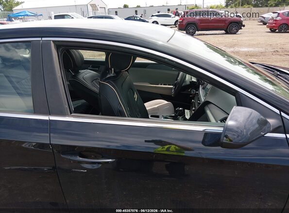 5NPE24AF4HH552609 2017 HYUNDAI SONATA Black Rear interior view