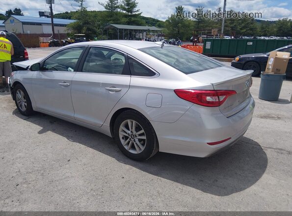 5NPE24AF4HH570320 2017 HYUNDAI SONATA Silver Trasero izquierdo