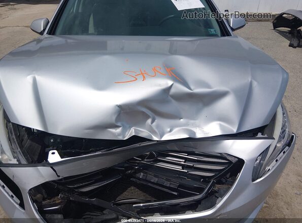 5NPE24AF4HH570320 2017 HYUNDAI SONATA Silver Vista trasera