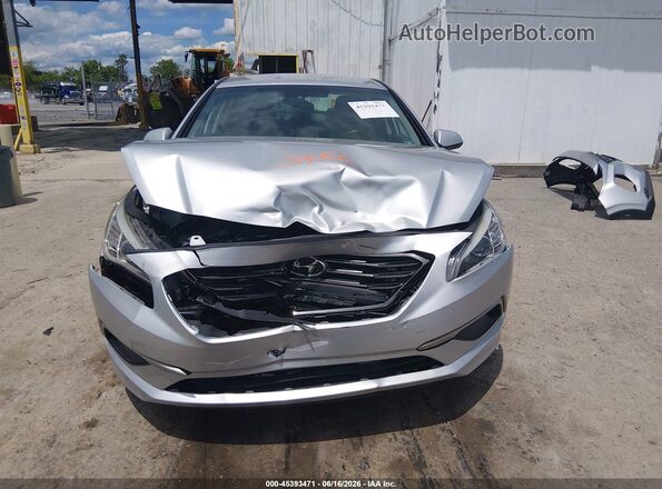 5NPE24AF4HH570320 2017 HYUNDAI SONATA Silver Vista del cuadro de instrumentos
