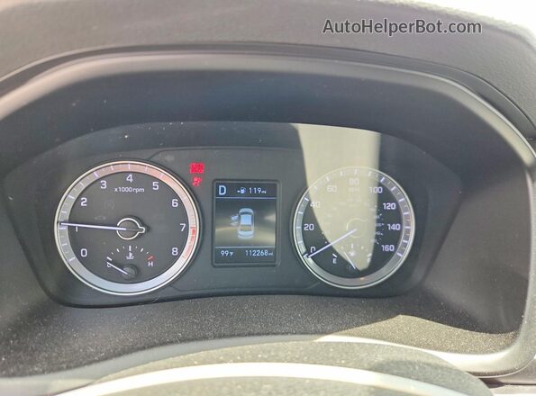5NPE24AF4JH592307 2018 HYUNDAI SONATA Black ხელსაწყოთა პანელის ხედი