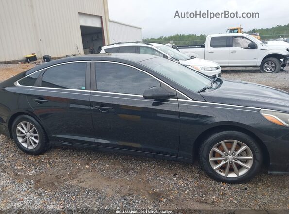 5NPE24AF4JH598107 2018 HYUNDAI SONATA Black Widok wnętrza z tyłu