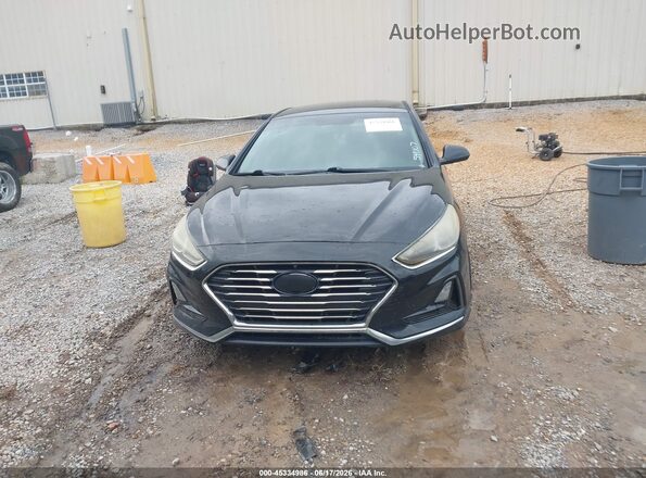 5NPE24AF4JH598107 2018 HYUNDAI SONATA Black Widok z przodu