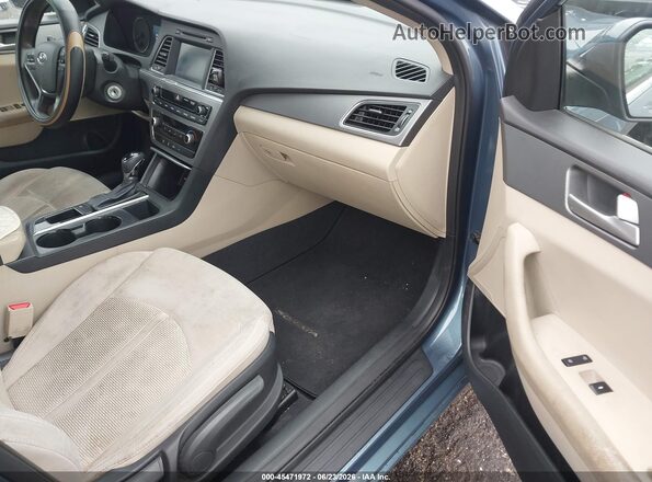 5NPE24AF5GH276858 2016 HYUNDAI SONATA Blue Front interior view